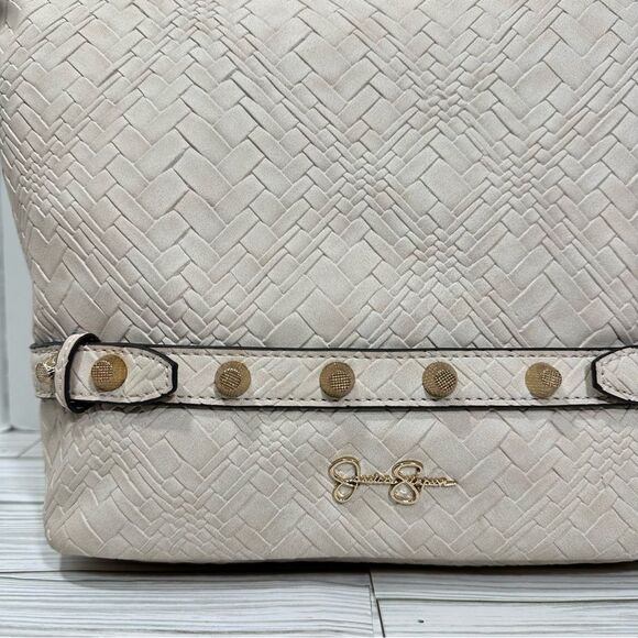 $108 JESSICA SIMPSON NESSA OVERSIZED BUCKET SHOULDER TOTE SATCHEL PURSE NWT - Picture 3 of 15